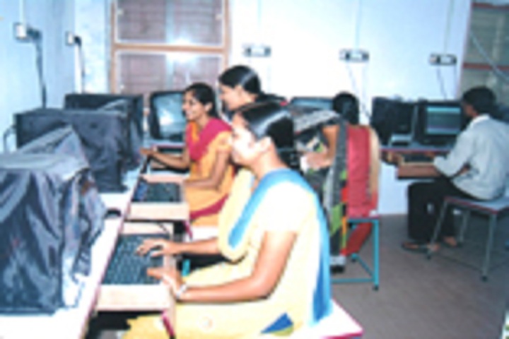 https://cache.careers360.mobi/media/colleges/social-media/media-gallery/10388/2019/3/19/IT Lab of Darbar Gopaldas Shikshan Mahavidhyalaya Jamnagar_IT-Lab.jpg